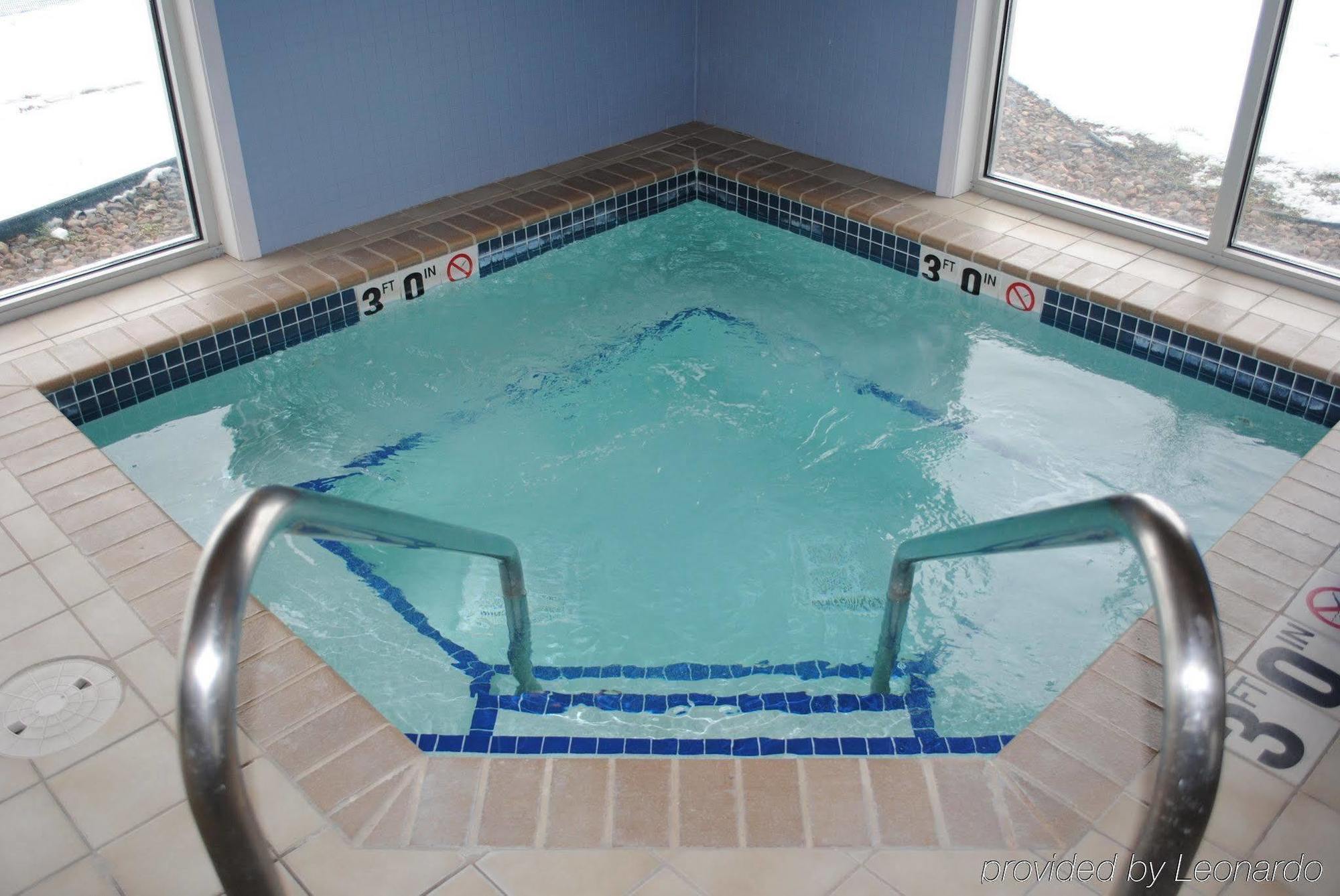 Country Inn & Suites By Radisson, Chippewa Falls, Wi Kültér fotó